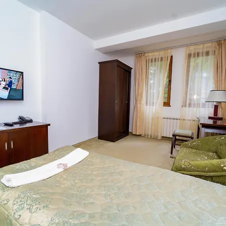 Mpm Family Merryan Hotel
